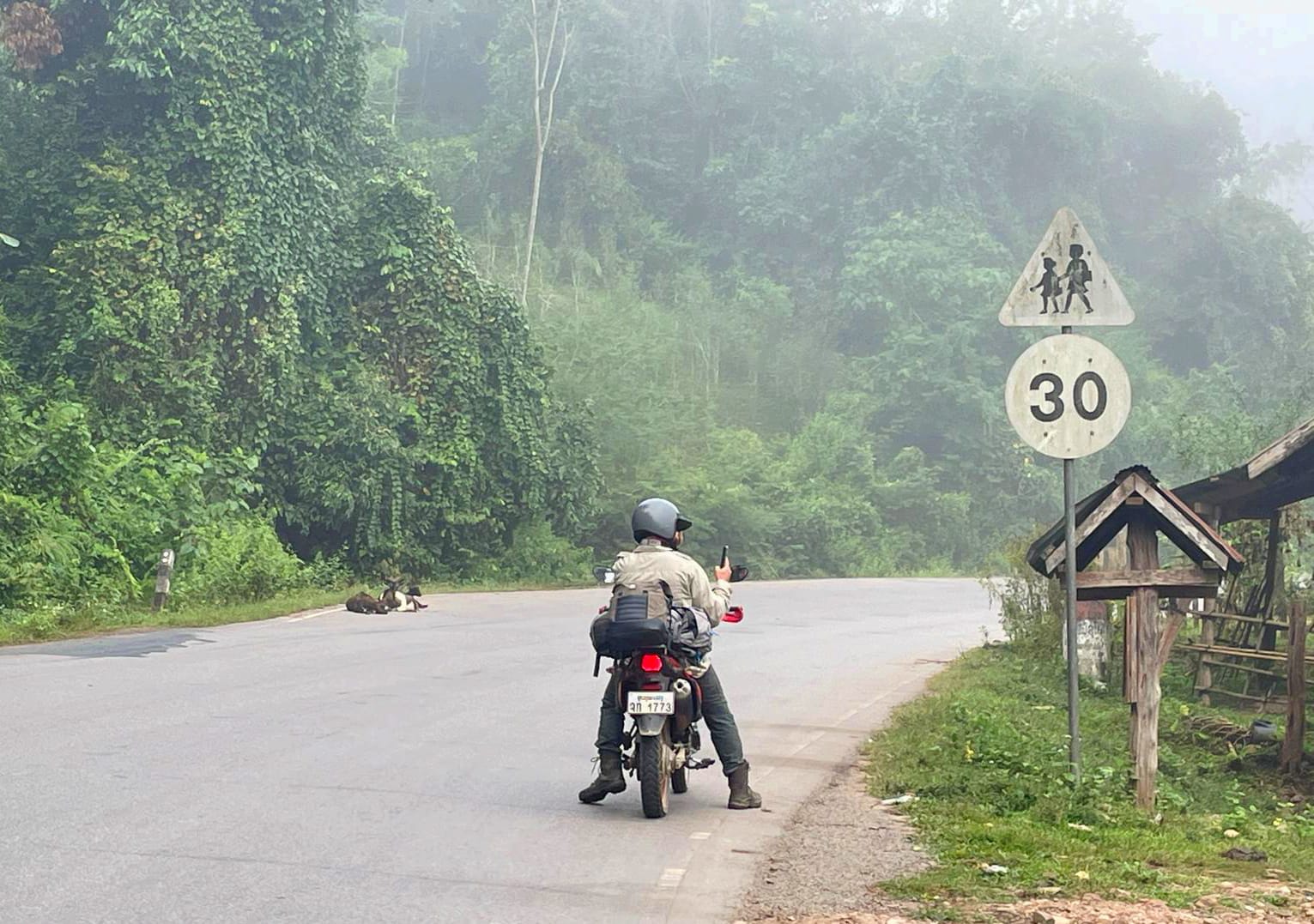 Motorcycle tour in Laos